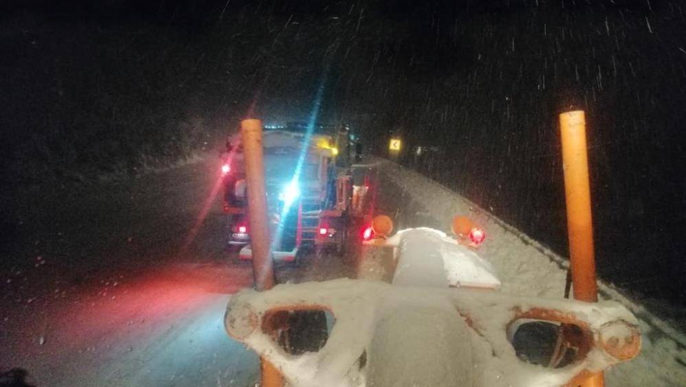 Konya’nın turizm yolu beyaza büründü! 15 santim kar var 1